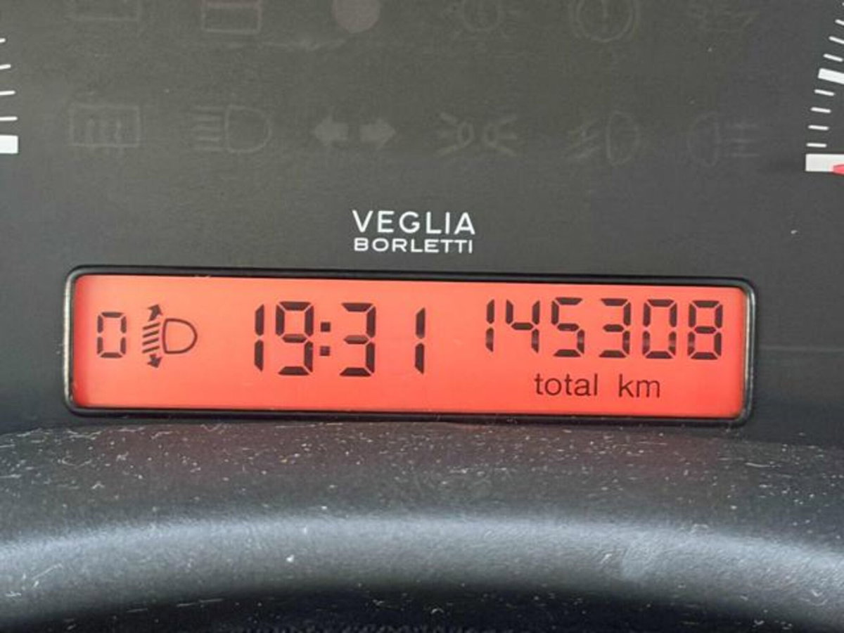 Fiat Punto 1.2i cat 3 porte ELX (12)