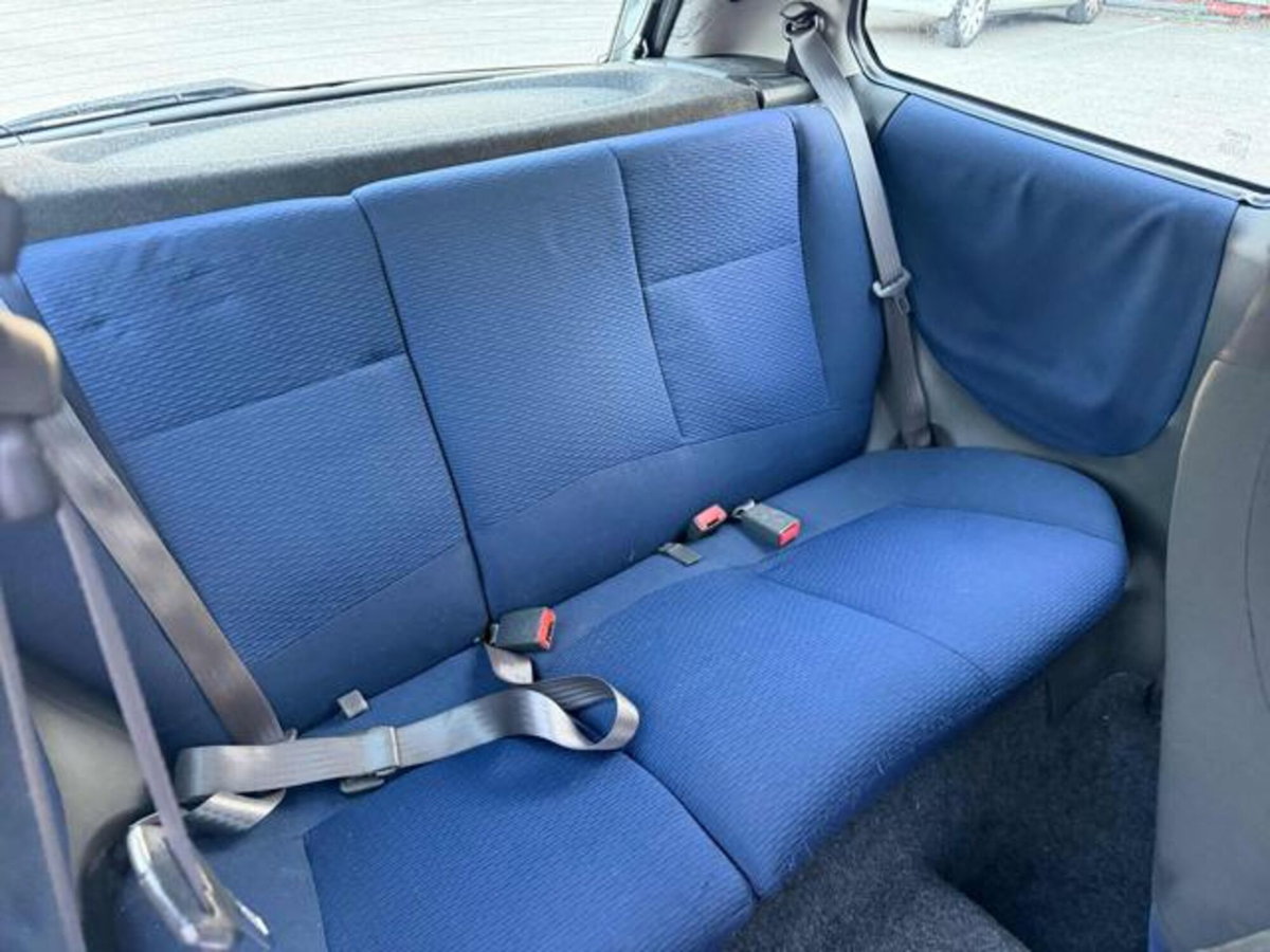Fiat Punto 1.2i cat 3 porte ELX (17)