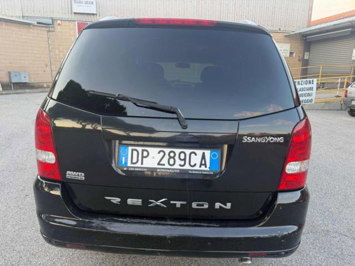Ssangyong Rexton II 2.7 XDi TOD Deluxe (11)