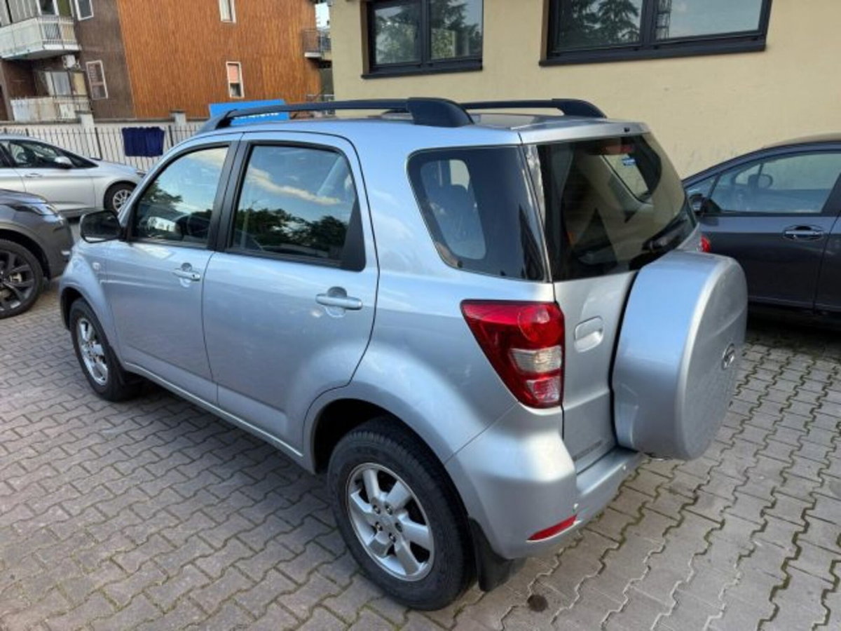 Daihatsu Terios 1.5 4WD SX (5)