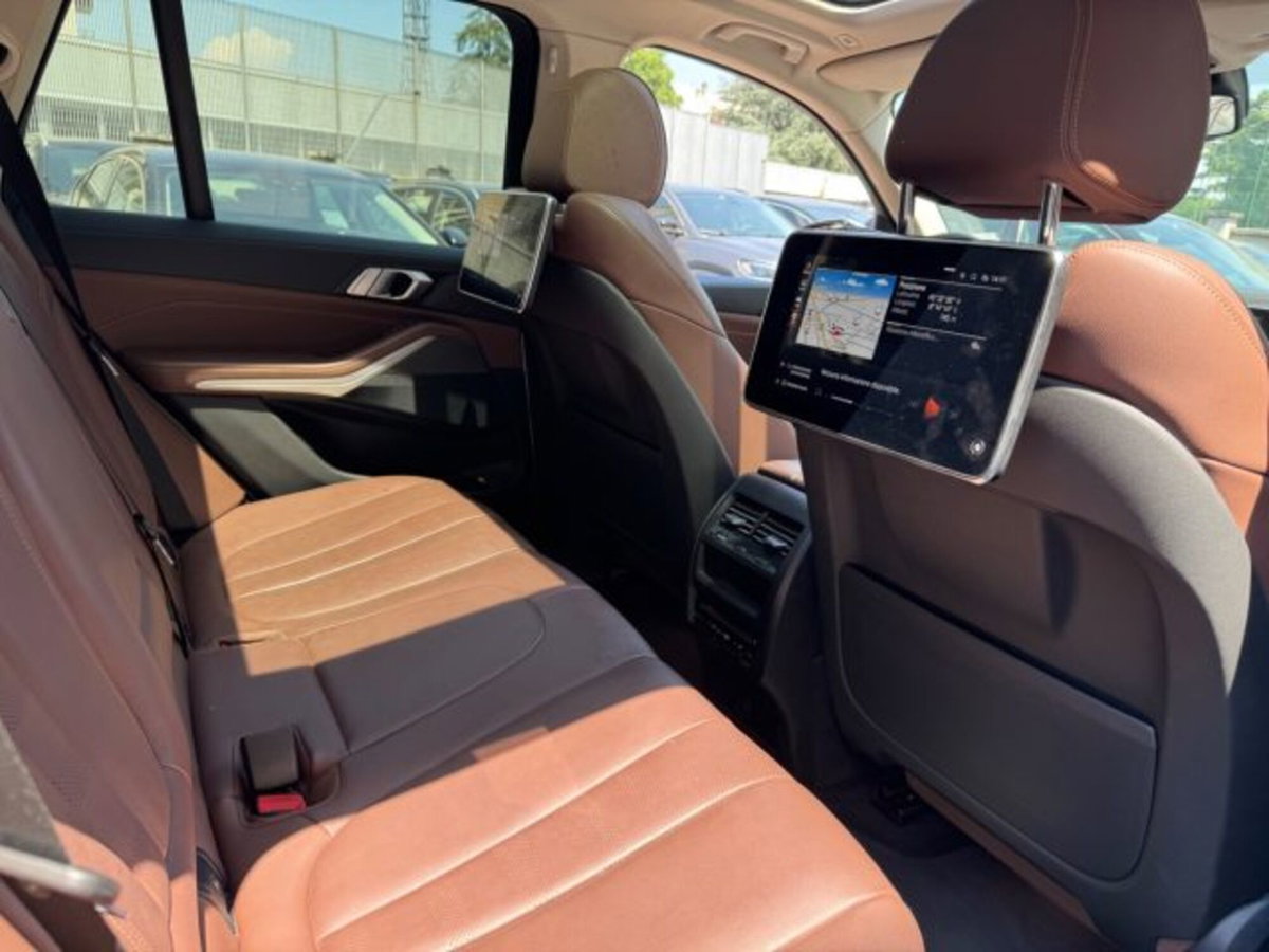 BMW X5 xDrive30d 48V xLine (10)
