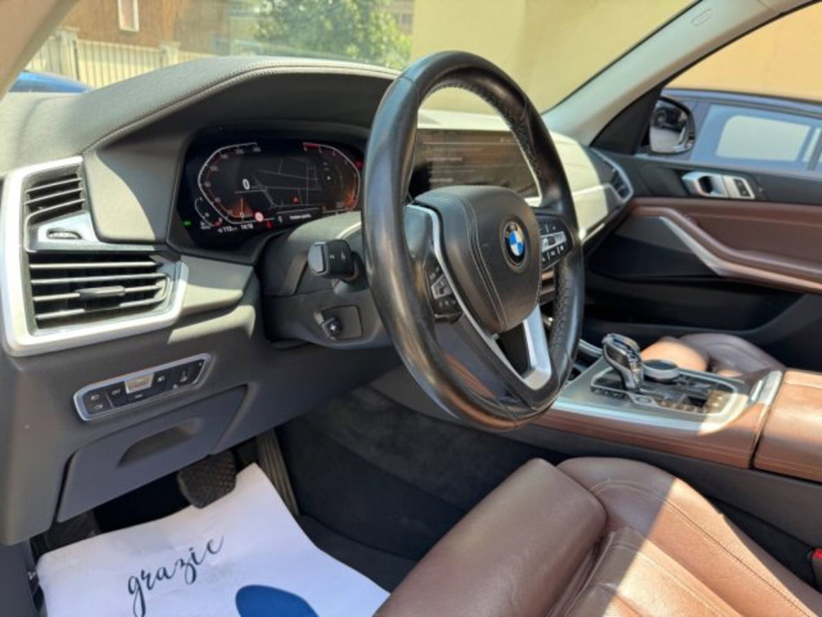 BMW X5 xDrive30d 48V xLine (9)