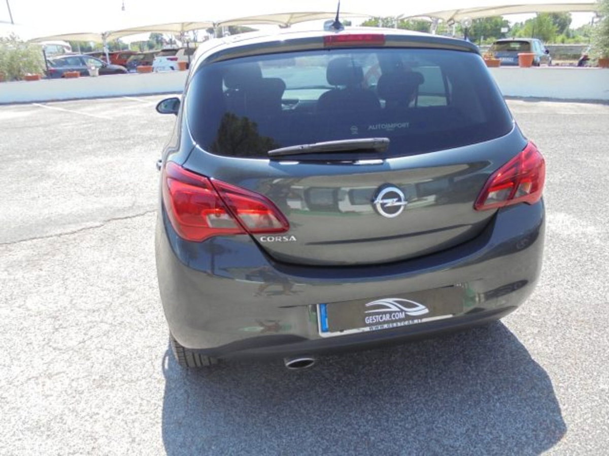 Opel Corsa 1.4 90CV GPL Tech 5 porte n-Joy (13)