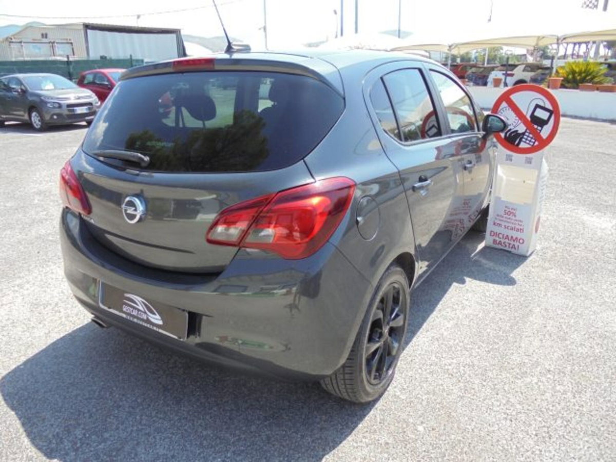 Opel Corsa 1.4 90CV GPL Tech 5 porte n-Joy (15)