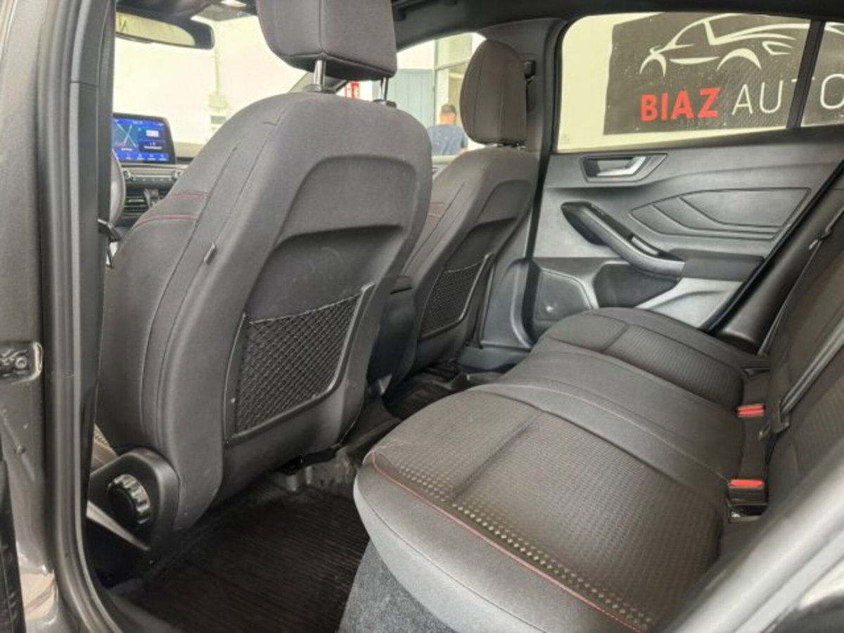 Ford Focus 1.5 EcoBoost 150 CV automatico 5p. ST-Line X Co-Pilot (14)