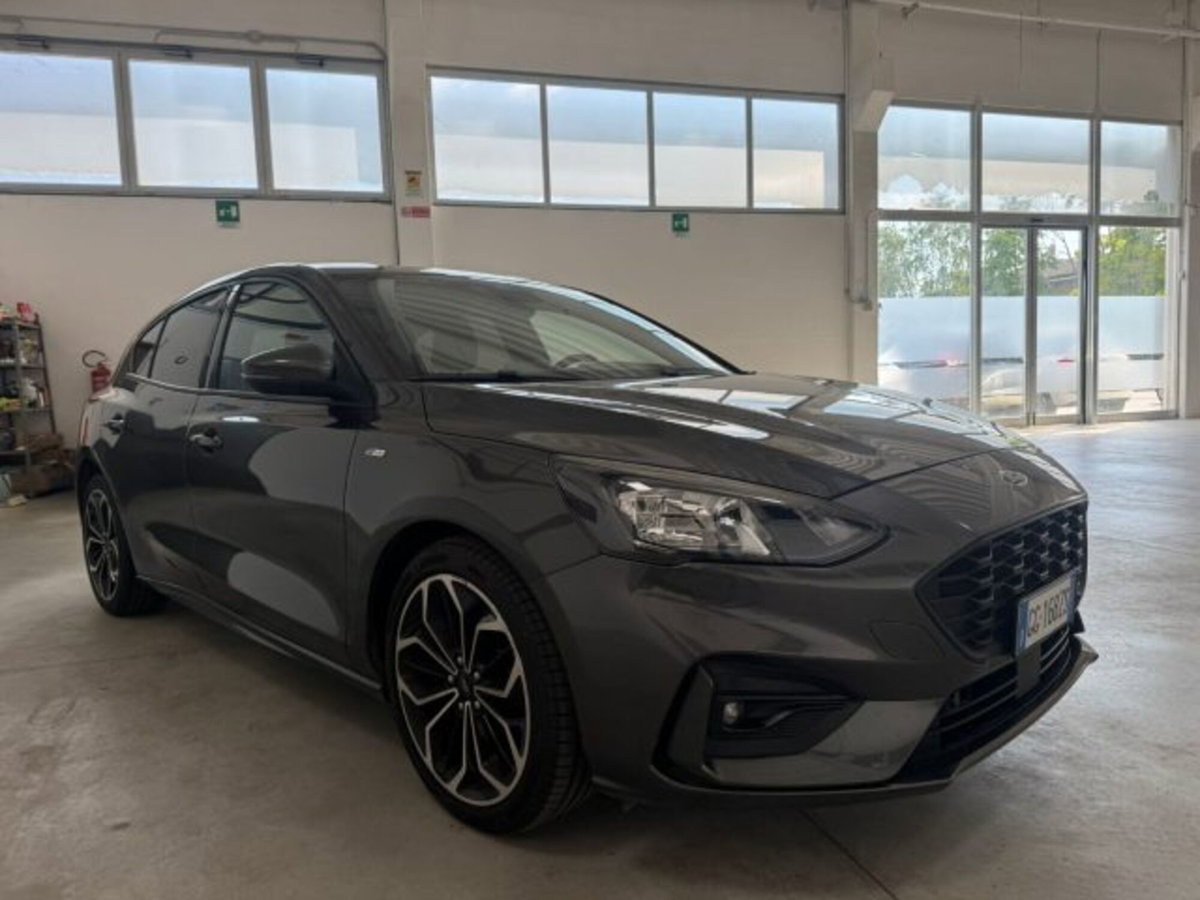 Ford Focus 1.5 EcoBoost 150 CV automatico 5p. ST-Line X Co-Pilot (2)