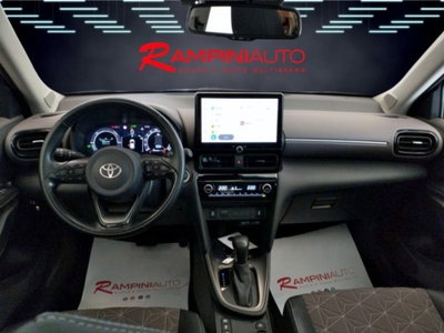 Toyota Yaris Cross Lounge fwd 130cv e-cvt (18)