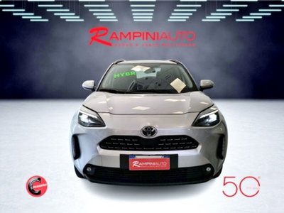 Toyota Yaris Cross Lounge fwd 130cv e-cvt (3)
