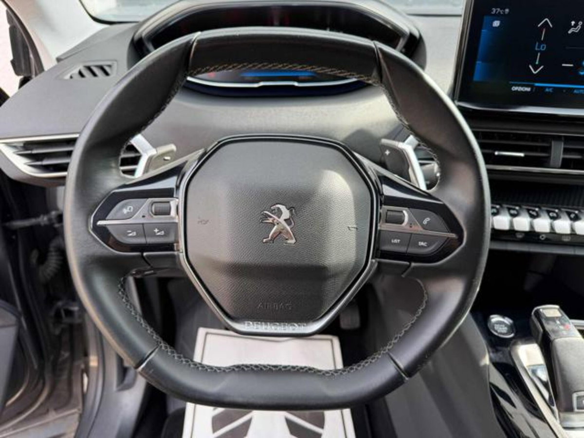 Peugeot 3008 PureTech Turbo 130 S&S EAT8 Allure (10)