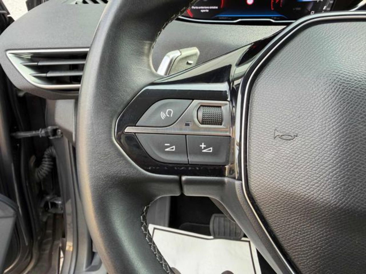 Peugeot 3008 PureTech Turbo 130 S&S EAT8 Allure (11)