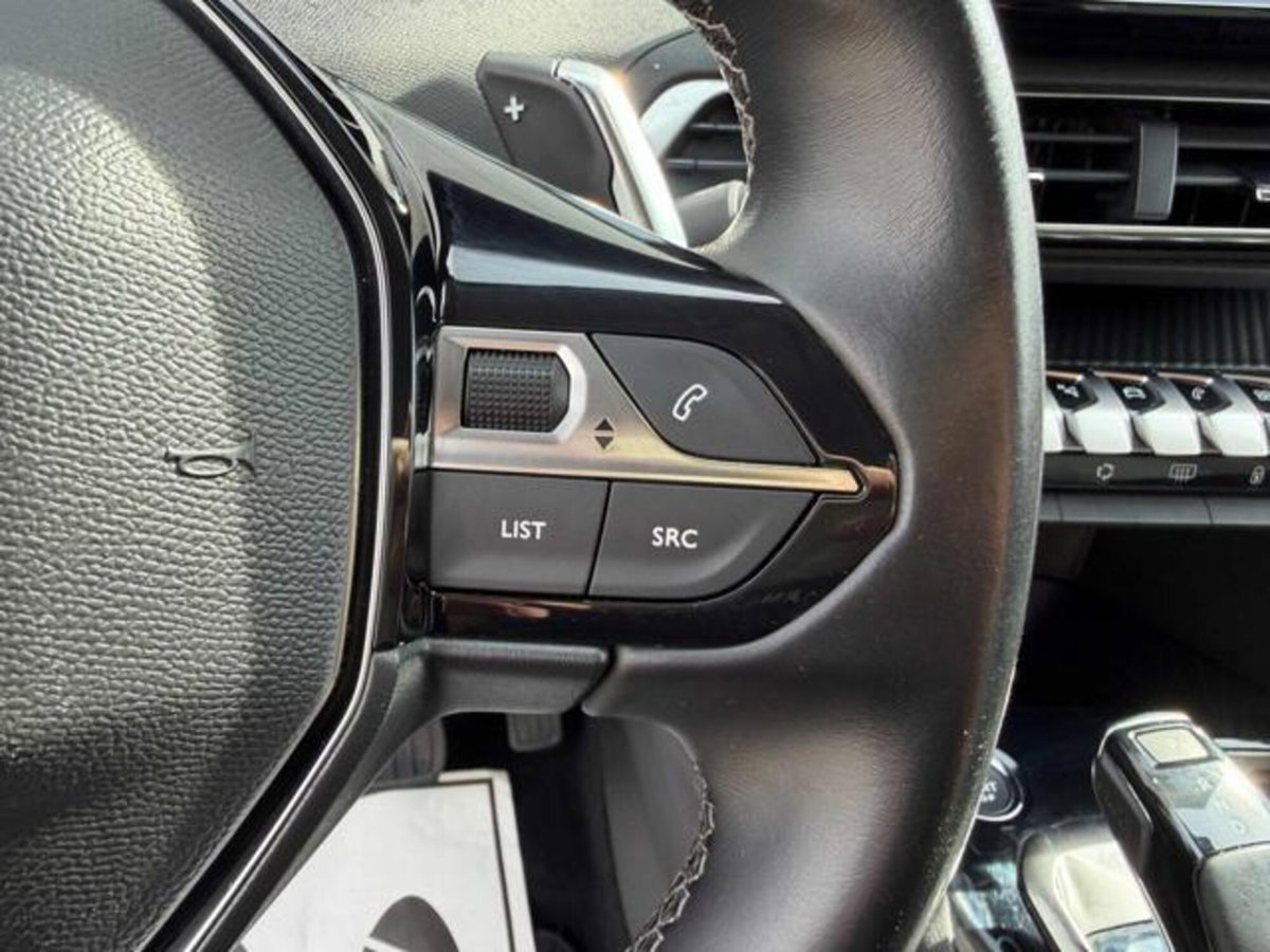 Peugeot 3008 PureTech Turbo 130 S&S EAT8 Allure (12)