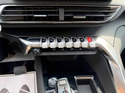 Peugeot 3008 PureTech Turbo 130 S&S EAT8 Allure (18)