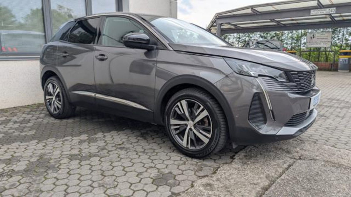 Peugeot 3008 PureTech Turbo 130 S&S EAT8 Allure (3)