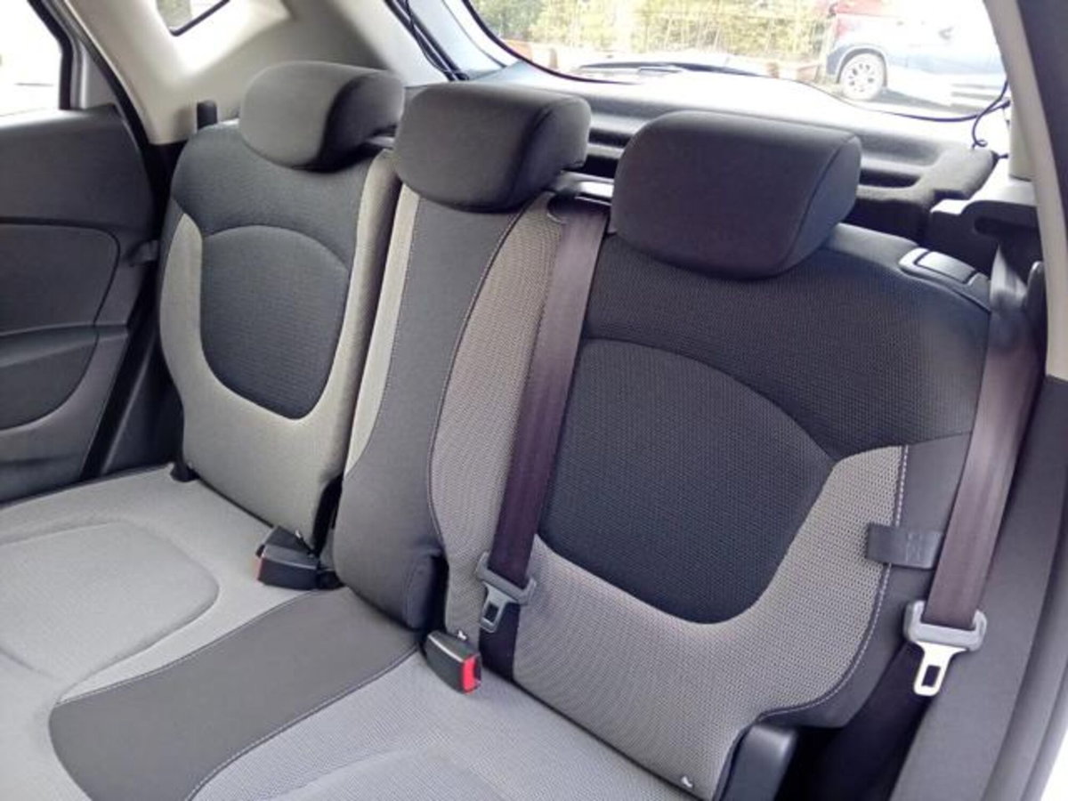 Renault Captur 1.5 dCi 8V 90 CV Start&Stop Energy R-Link (18)