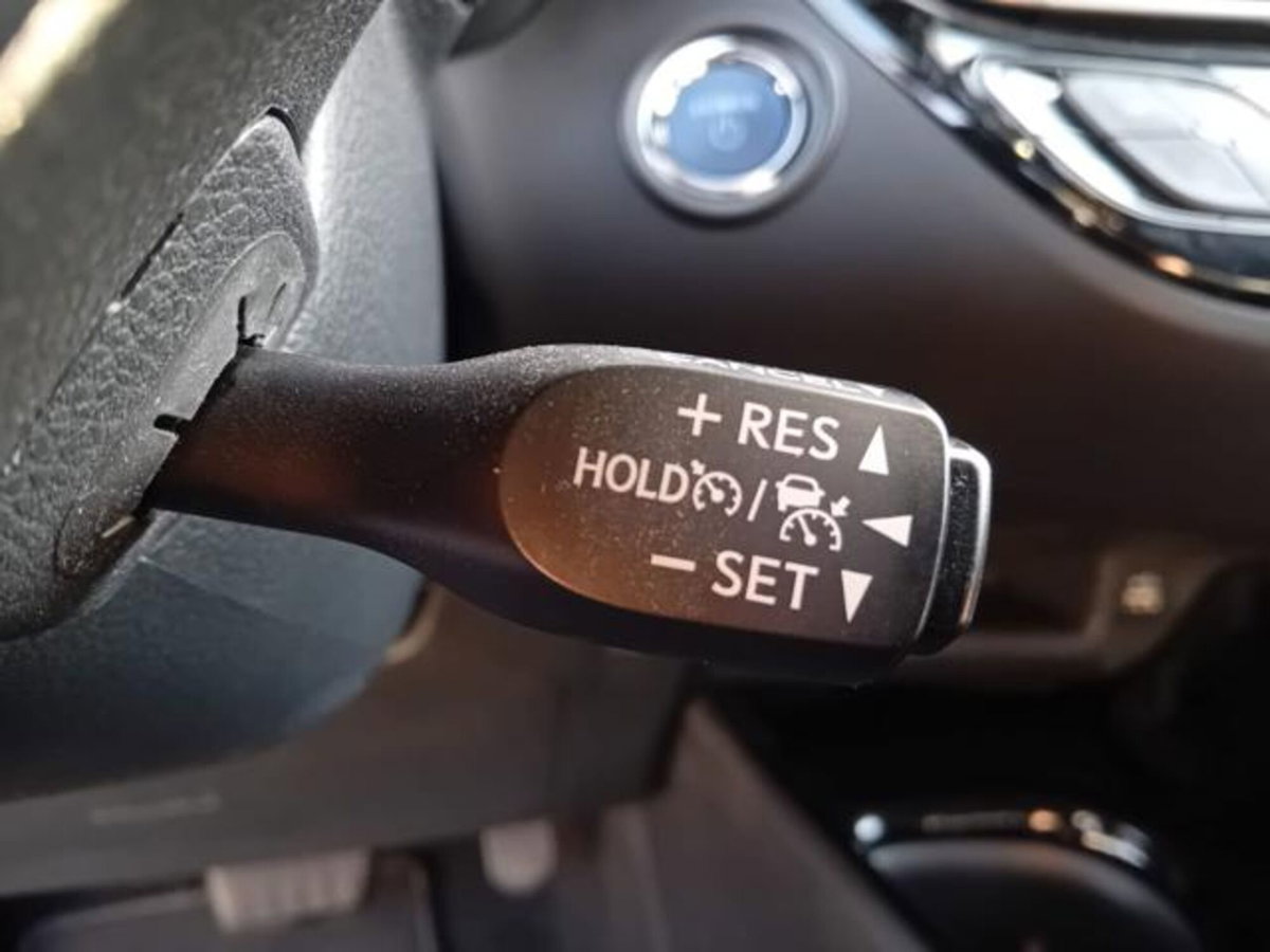 Toyota Toyota C-HR 1.8 Hybrid E-CVT Dynamic (10)