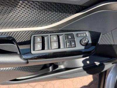 Toyota Toyota C-HR 1.8 Hybrid E-CVT Dynamic (19)