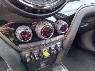 MINI Mini Countryman 1.5 Cooper Business Countryman ALL4 Automatica (19)