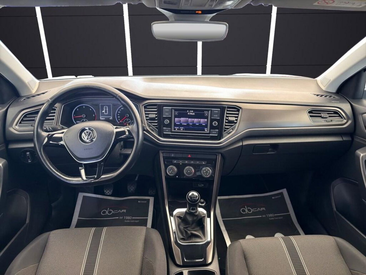 Volkswagen T-Roc 1.6 TDI SCR Style BlueMotion Technology (14)