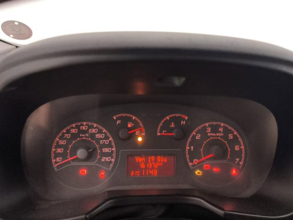 Fiat Fiorino Furgone cargo 1.3 mjt 95cv ecojet SX E6d-temp (13)