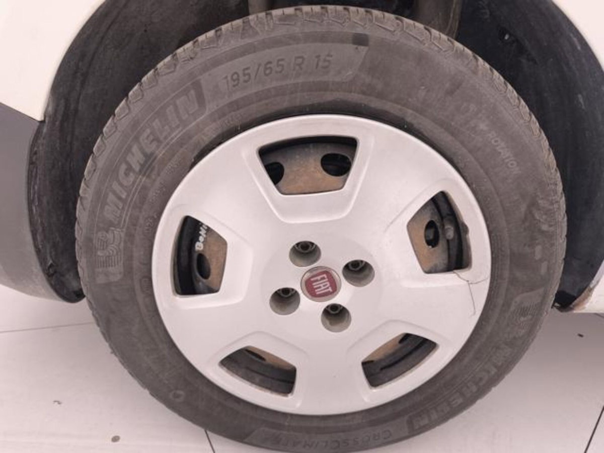 Fiat Fiorino Furgone cargo 1.3 mjt 95cv ecojet SX E6d-temp (9)