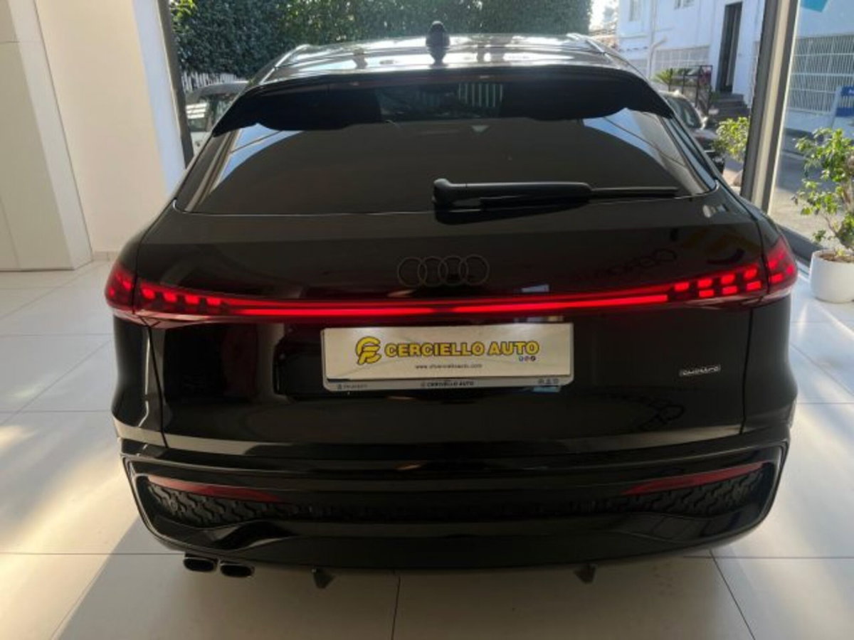 Audi Q5 Sportback 40 2.0 tdi mhev 12V S line Plus quattro s-tronic (14)