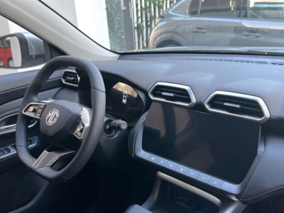 Mg ZS ZS 1.5 Luxury (9)