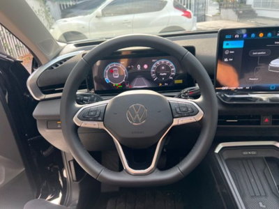 Volkswagen T-Roc 1.5 etsi Life 150cv dsg (19)