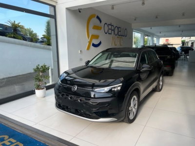 Volkswagen T-Roc 1.5 etsi Life 150cv dsg (2)