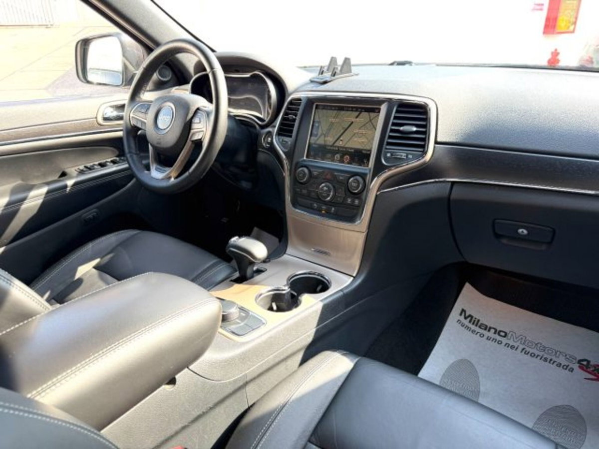 Jeep Grand Cherokee 3.0 V6 CRD 250 CV Multijet II Limited (15)