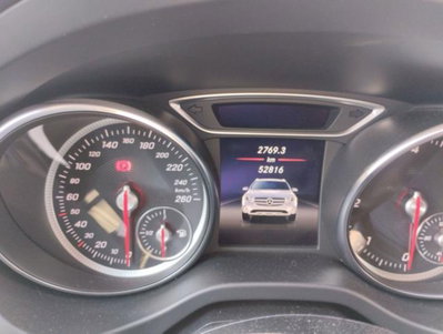 Mercedes-Benz GLA SUV 180 d Automatic Business (10)