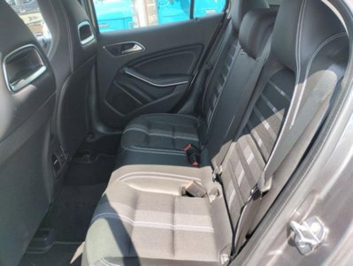 Mercedes-Benz GLA SUV 180 d Automatic Business (8)