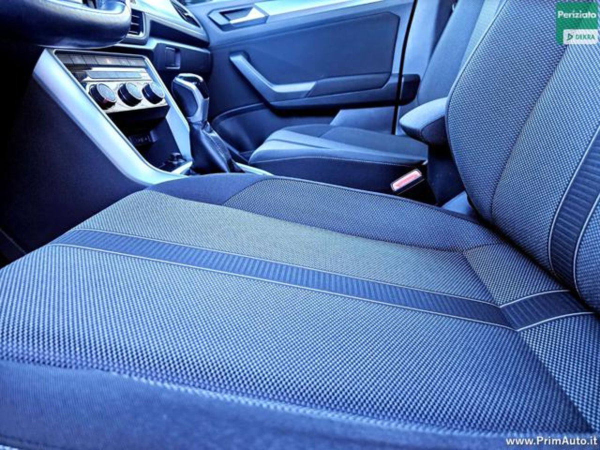 Volkswagen T-Roc 1.0 TSI Life (10)