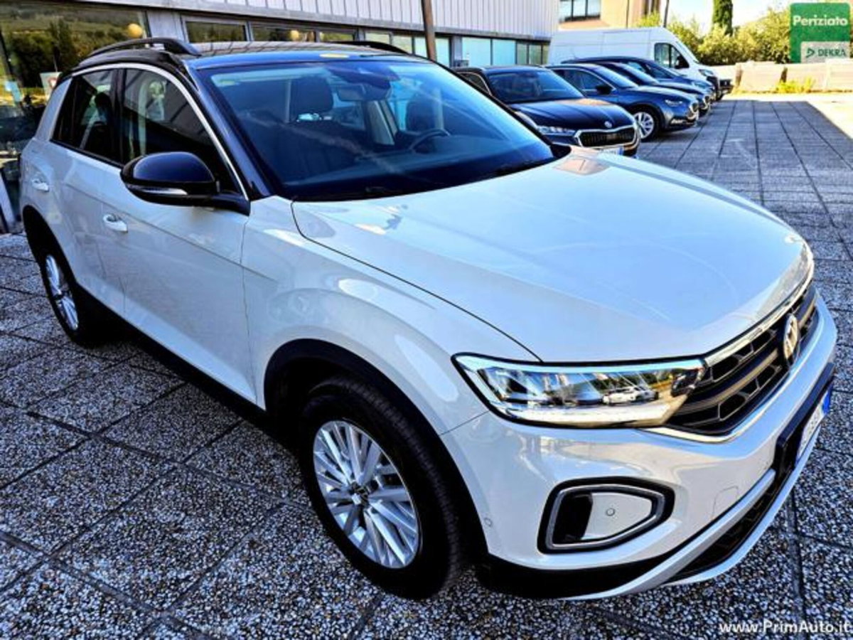 Volkswagen T-Roc 1.0 TSI Life (4)