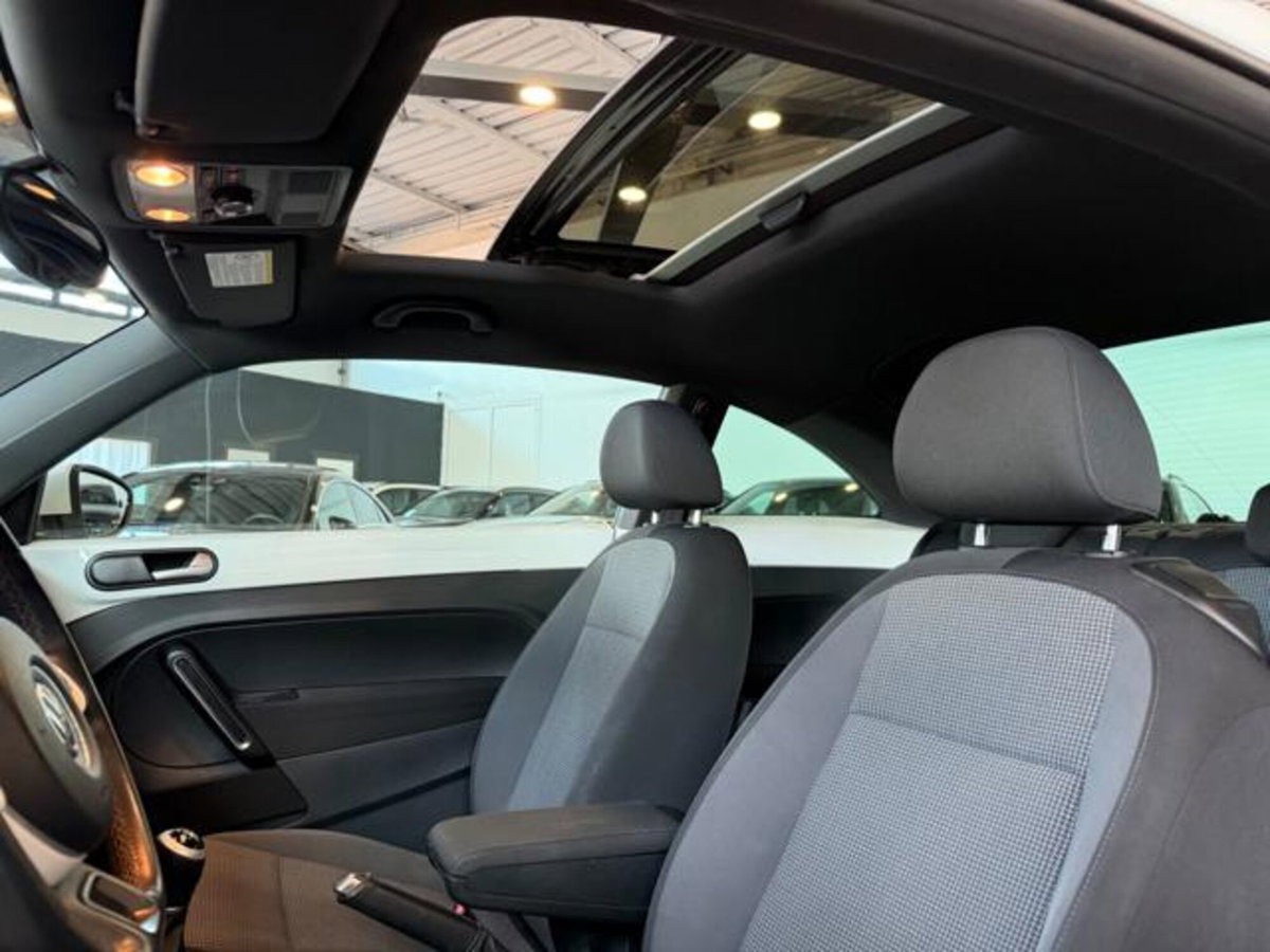 Volkswagen Maggiolino 1.4 TSI Sport (9)