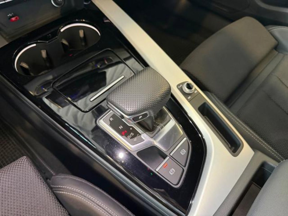 Audi A4 Avant 40 TDI quattro S tronic S line edition (12)