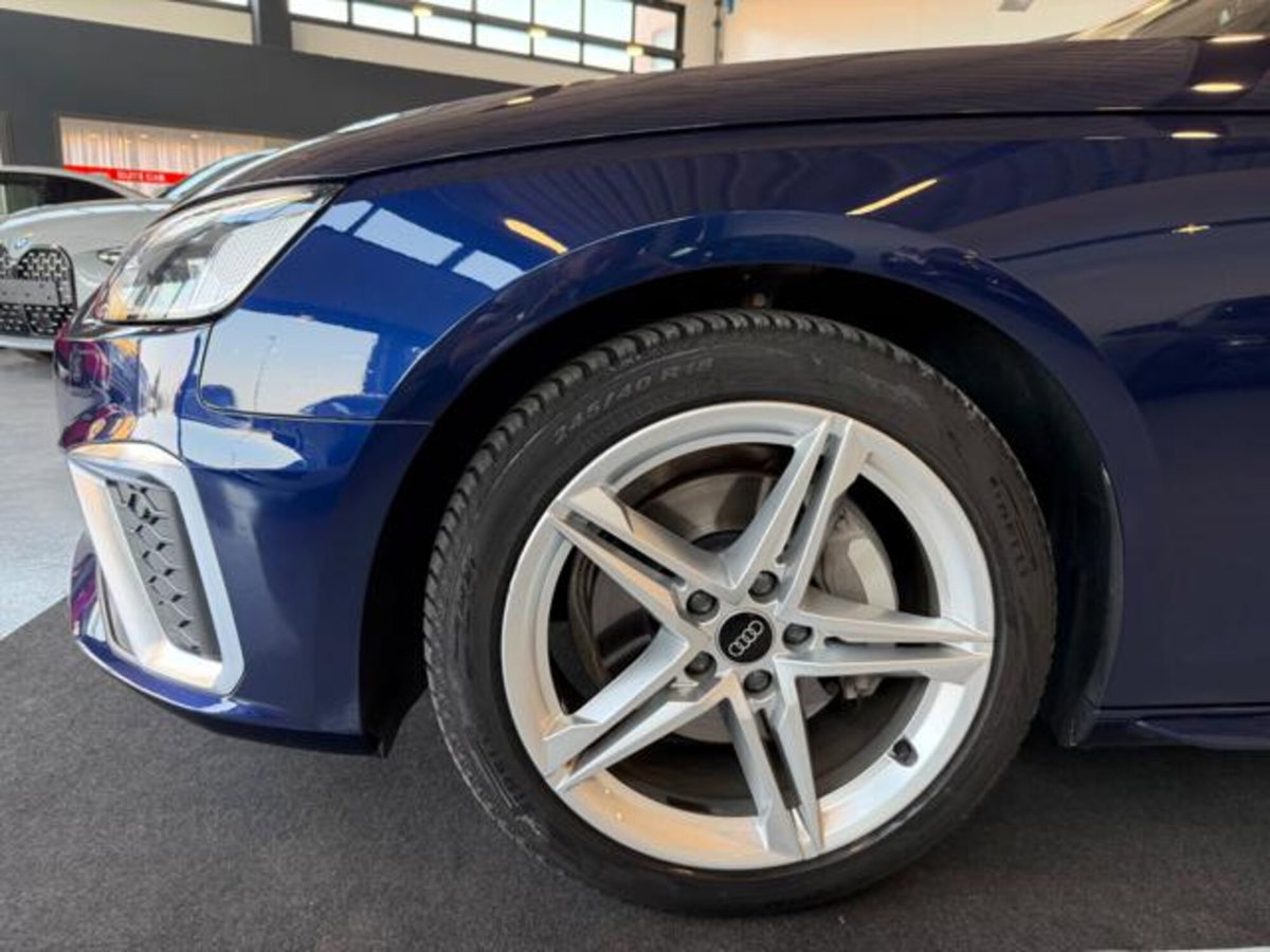 Audi A4 Avant 40 TDI quattro S tronic S line edition (7)