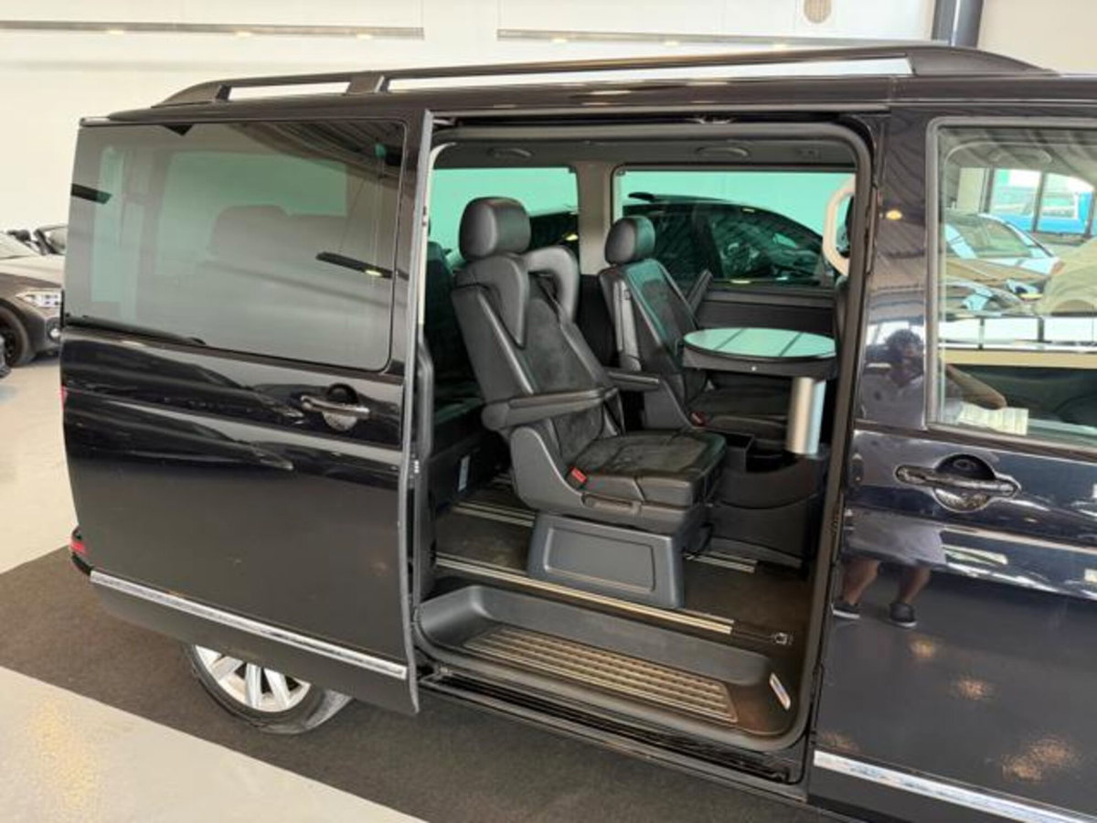 Volkswagen Multivan 2.0 tdi Highline 4motion 204cv dsg 7p.ti (12)