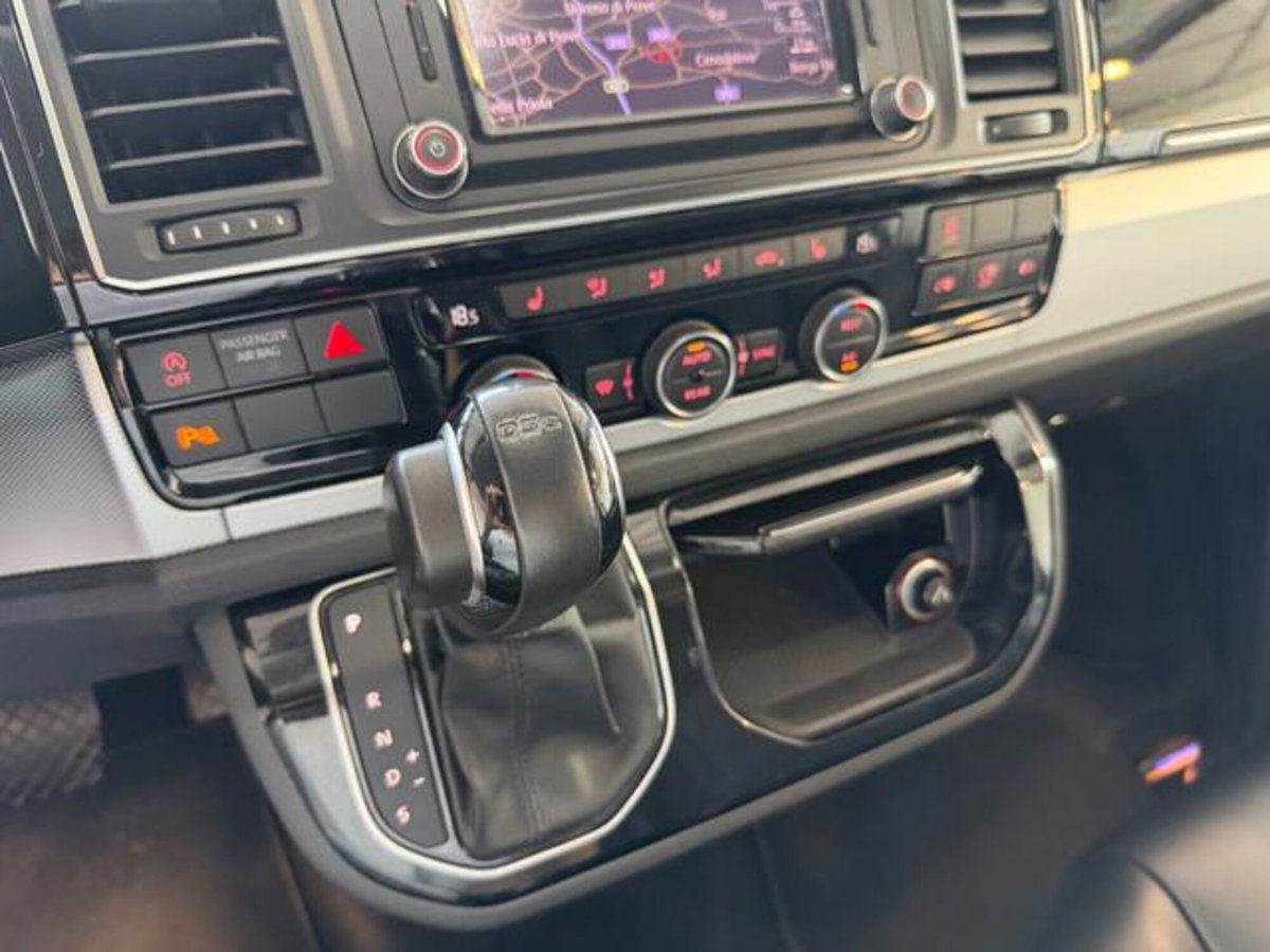 Volkswagen Multivan 2.0 tdi Highline 4motion 204cv dsg 7p.ti (15)