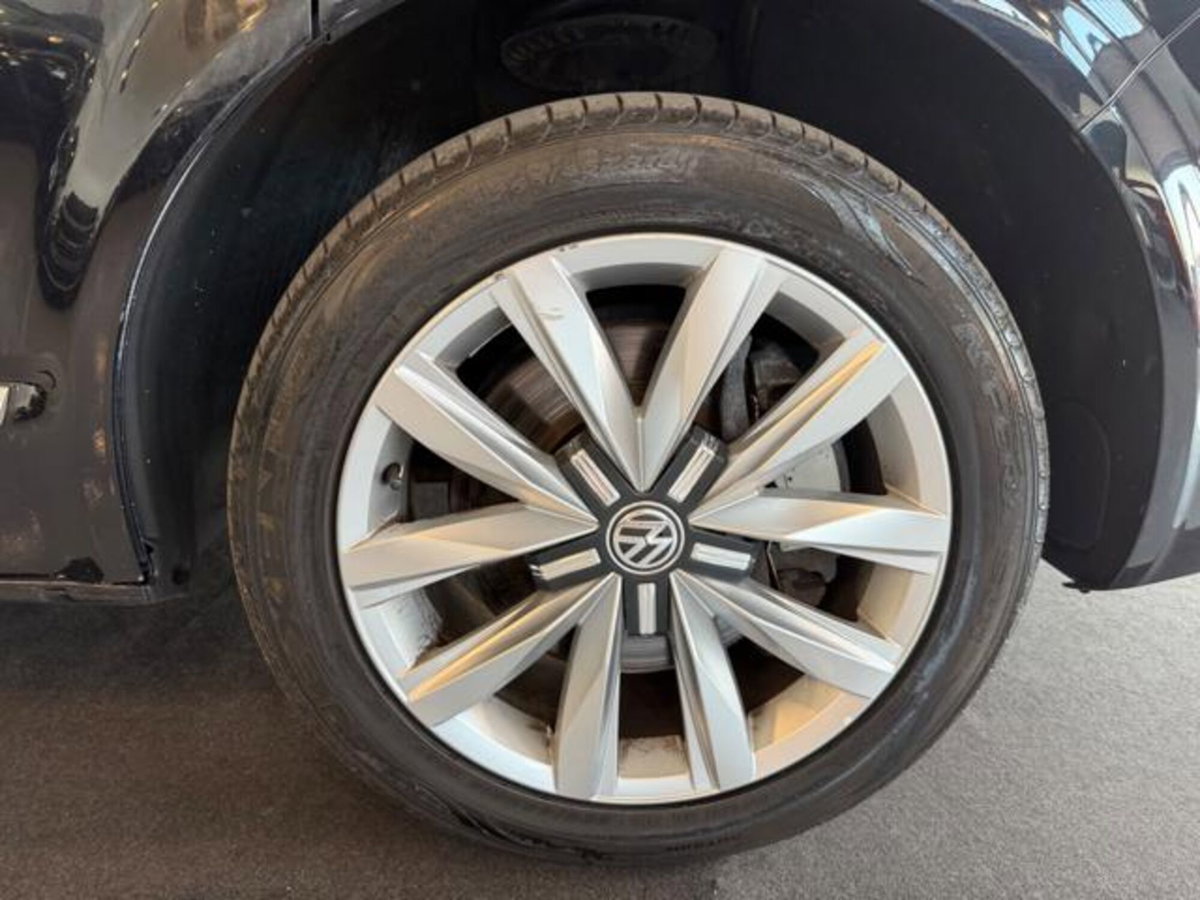 Volkswagen Multivan 2.0 tdi Highline 4motion 204cv dsg 7p.ti (7)