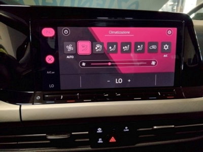Volkswagen Golf 1.0 TSI EVO Life (17)