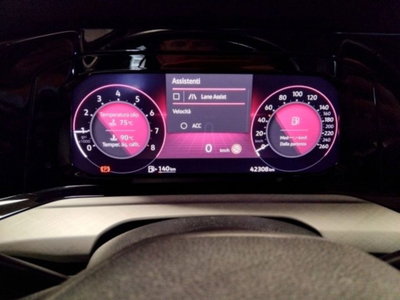 Volkswagen Golf 1.0 TSI EVO Life (20)