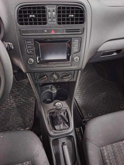 Volkswagen Polo 1.0 MPI 5p. Trendline (5)
