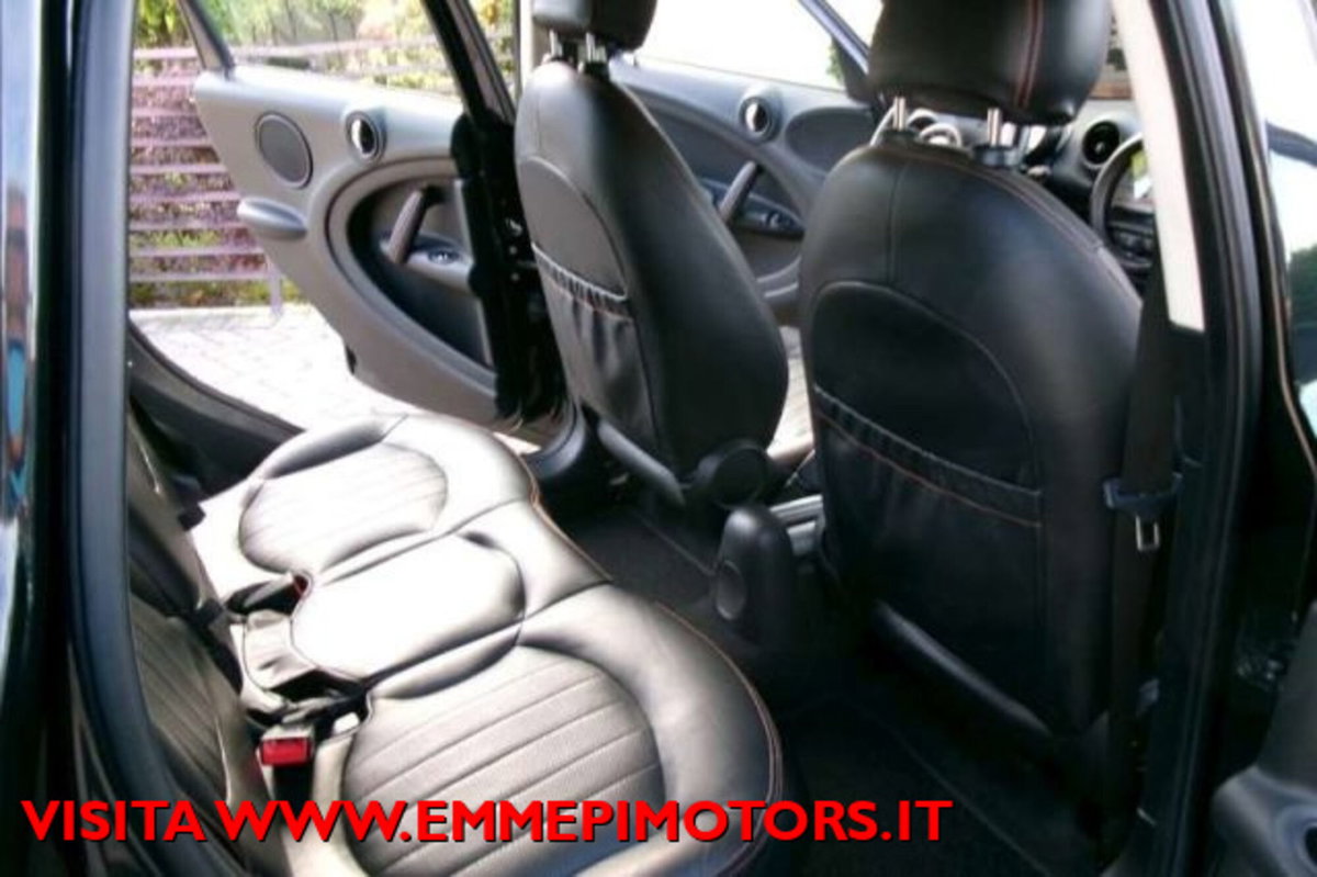 MINI Mini Countryman 1.6 Cooper Countryman (14)