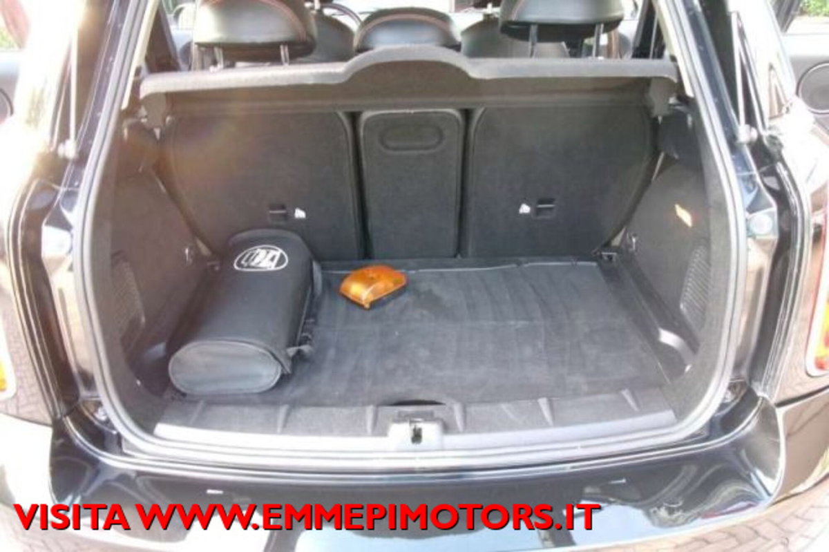 MINI Mini Countryman 1.6 Cooper Countryman (16)