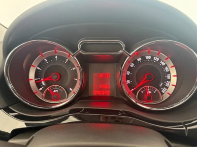 Opel Adam Rocks 1.2 70 CV Air (13)