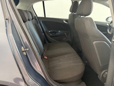 Opel Corsa 1.2 5 porte Cosmo (17)