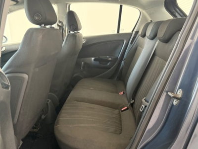 Opel Corsa 1.2 5 porte Cosmo (19)