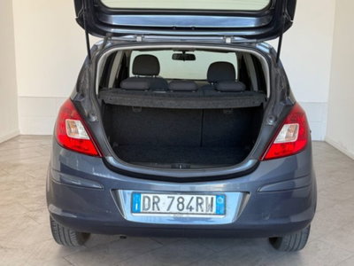 Opel Corsa 1.2 5 porte Cosmo (7)