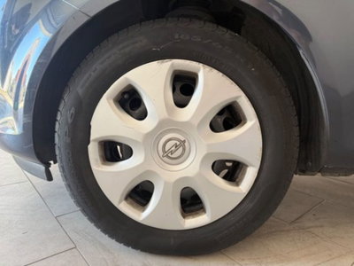 Opel Corsa 1.2 5 porte Cosmo (8)