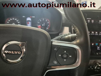 Volvo XC40 T3 Momentum Core (13)
